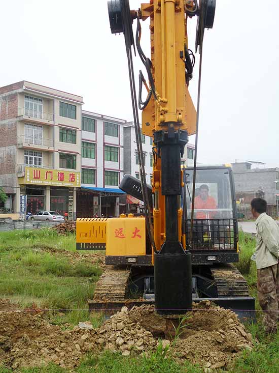 91香蕉成人A片最新版官网建築機械廠履帶式香蕉小视频施工中